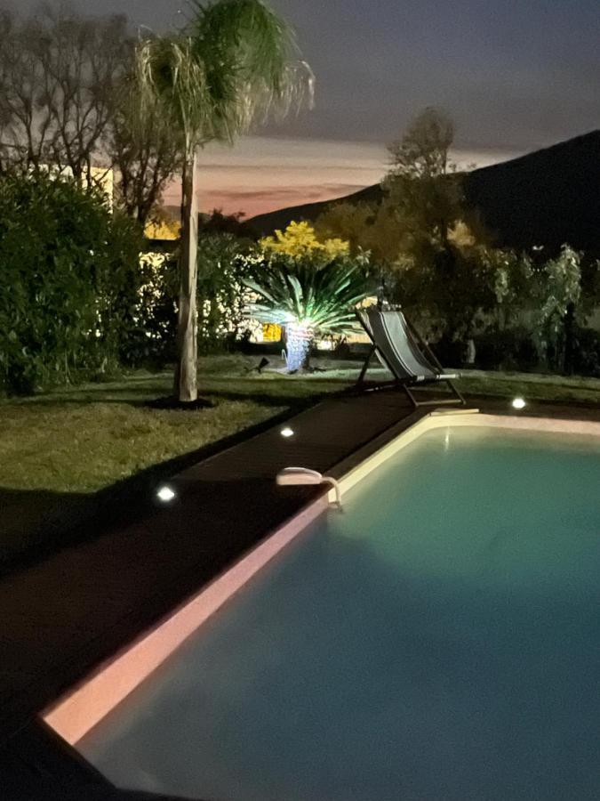 Magnifique Villa Recente Entre Mer Et Montagne Situee Entre Ajaccio Et Porticcio Cauro Esterno foto